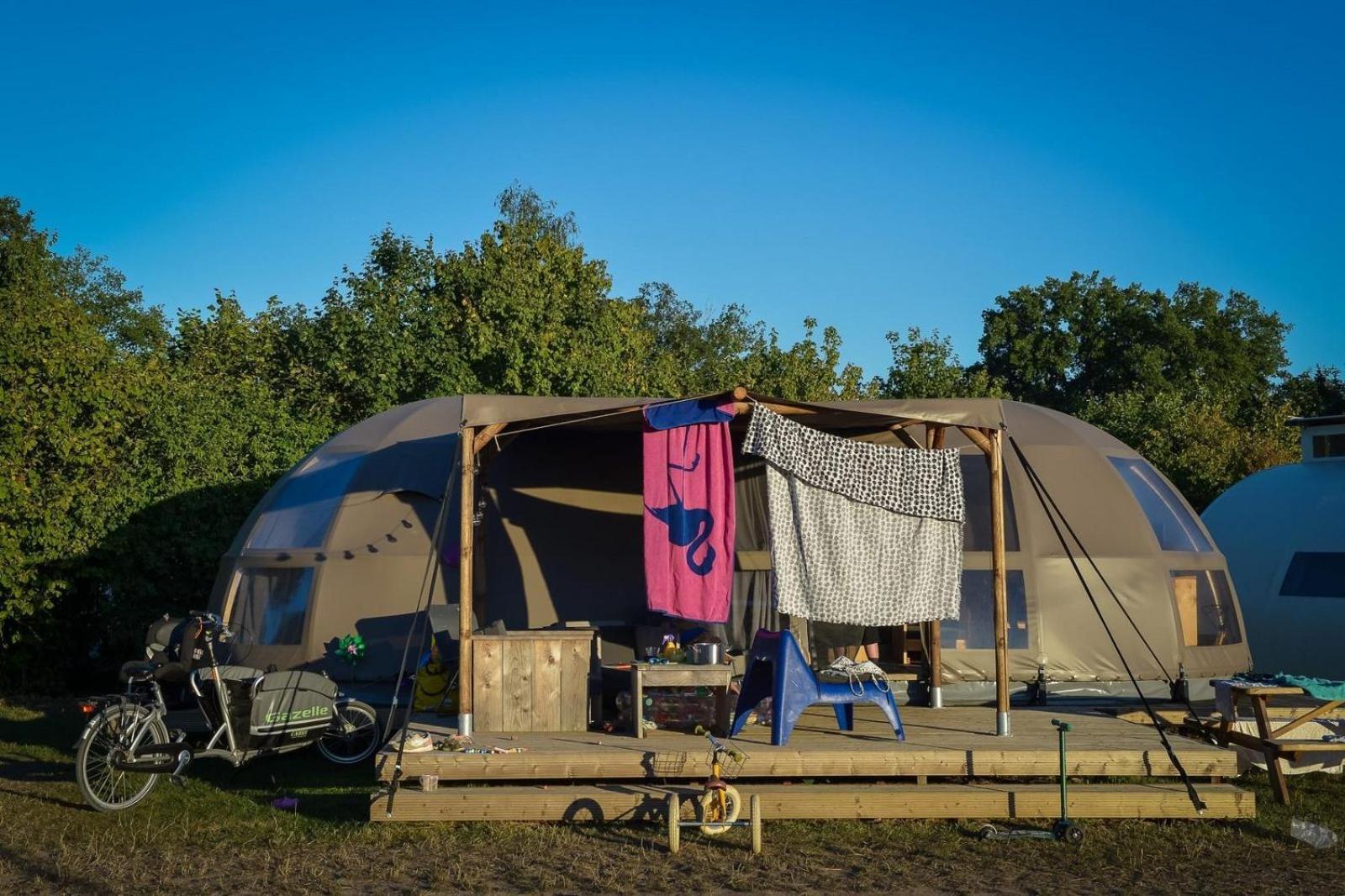 Riverdome With Private Sanitary Facilities ~ And Panoramic View Copy Hotel Zuna Buitenkant foto