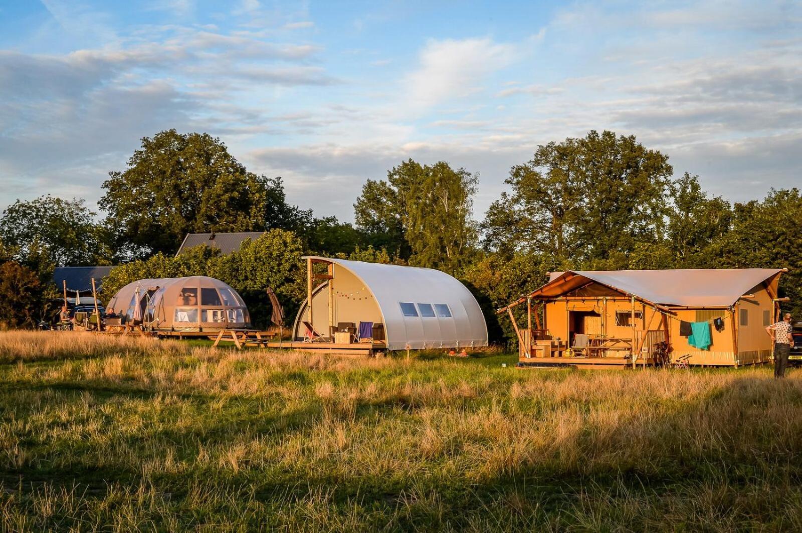 Riverdome With Private Sanitary Facilities ~ And Panoramic View Copy Hotel Zuna Buitenkant foto